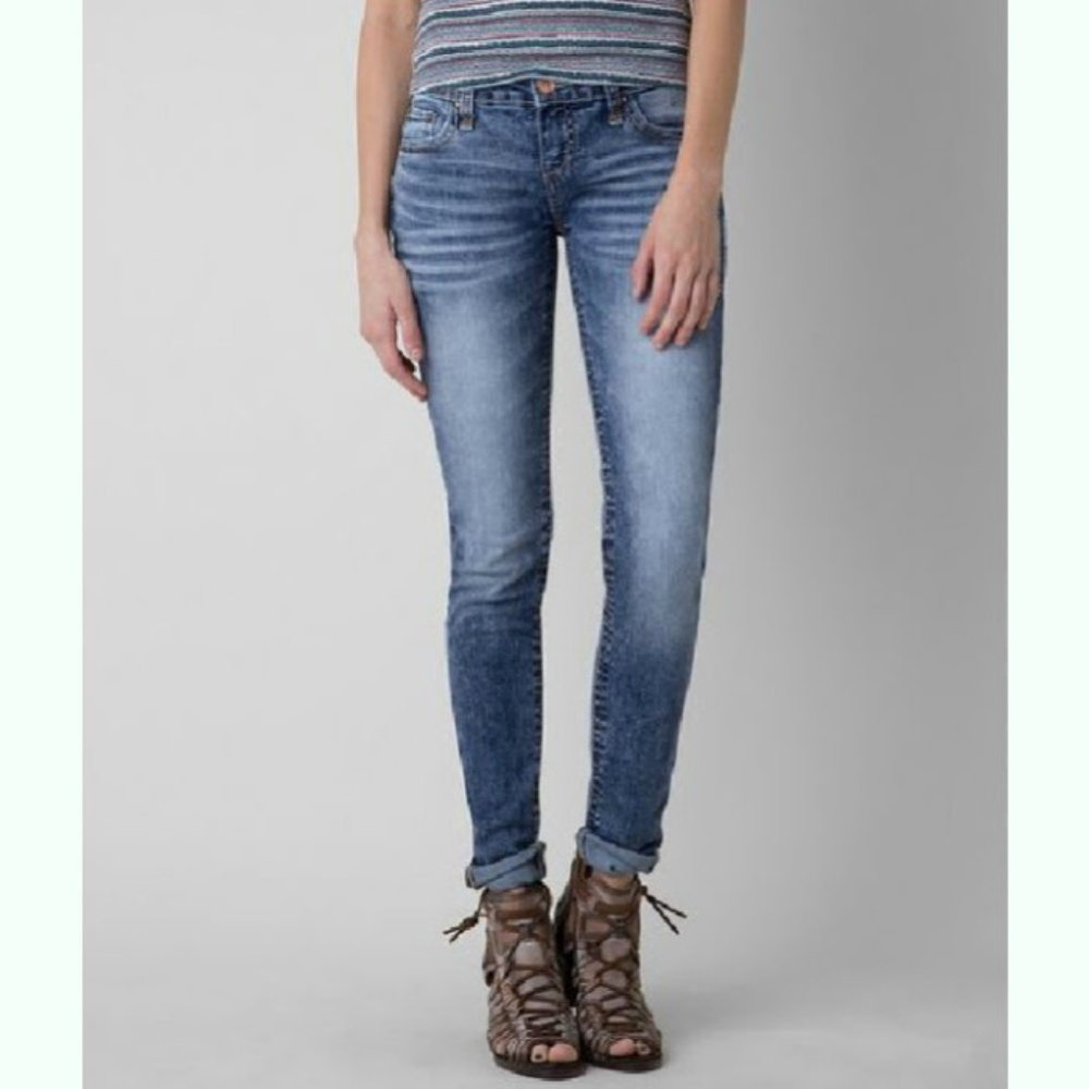 Buckle Daytrip Capricorn Skinny Jeans ~ 28L